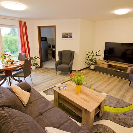 Ferienwohnung Tukan Apartment Dresden Laubegast Wlan Tv Ebike Exteriör bild