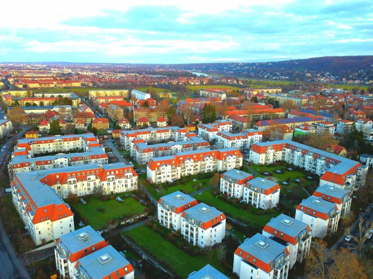 Ferienwohnung Tukan Apartment Dresden Laubegast Wlan Tv Ebike Exteriör bild